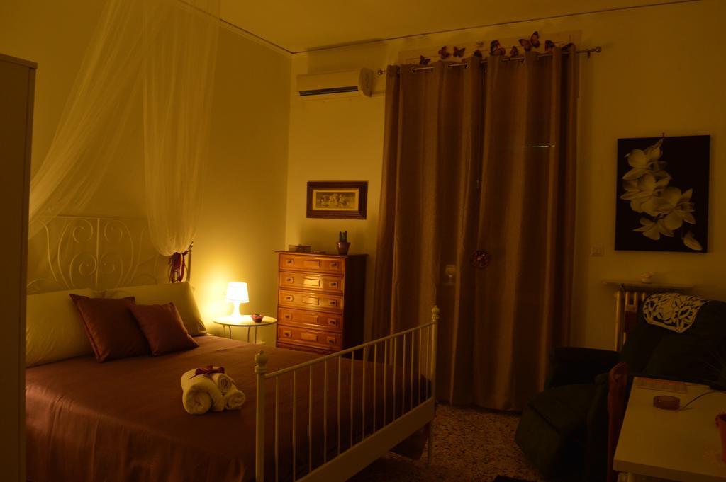 Mary'S Home Salerno Room photo