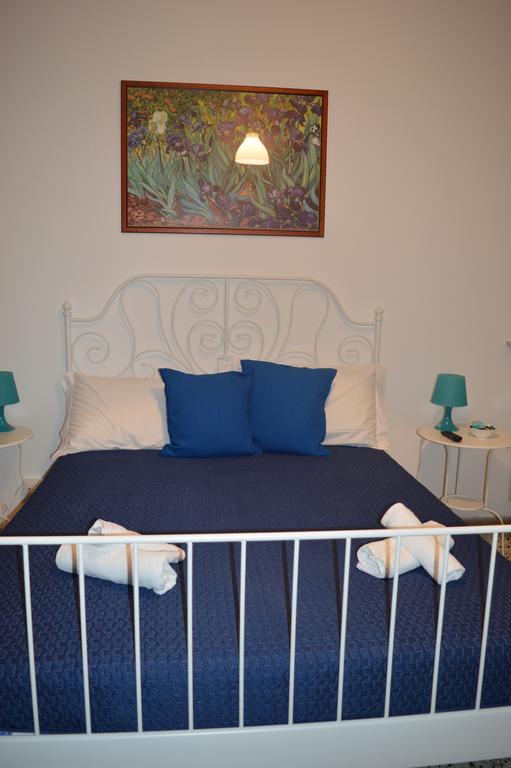Mary'S Home Salerno Room photo