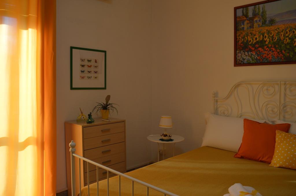 Mary'S Home Salerno Room photo